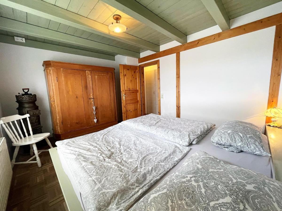 Das Puppenhaus, Reetdach, Sauna, Kamin, Eingezaeunt, Badewanne, Haustiere Willkommen Emmelsbüll-Horsbüll Exterior foto