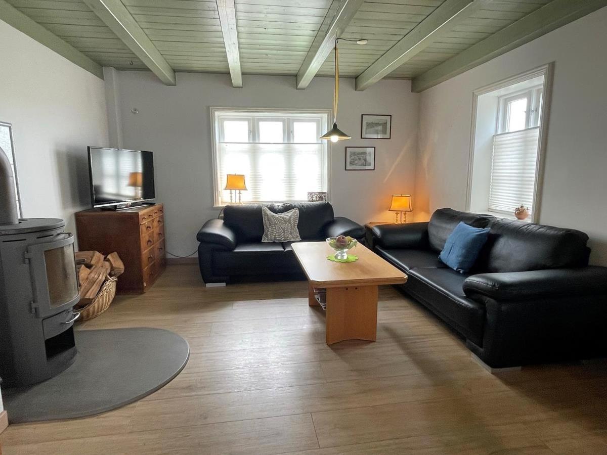 Das Puppenhaus, Reetdach, Sauna, Kamin, Eingezaeunt, Badewanne, Haustiere Willkommen Emmelsbüll-Horsbüll Exterior foto